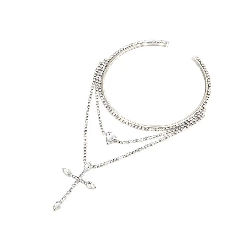 Elegant Transparent Gems and Pendant Jewelry for Women on Various Occasions