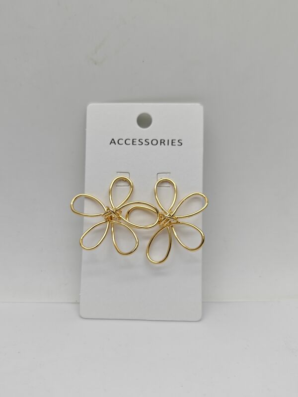 Daily Chic Medium Gold Metal Flower Stud Earring for Any Occasion